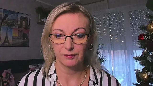 vanessa chat online show from January 12, 2:30 pm