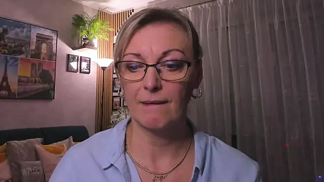 vanessa chat online show from February 23, 8:22 pm