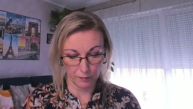 vanessa chat online show from February 27, 2:10 pm