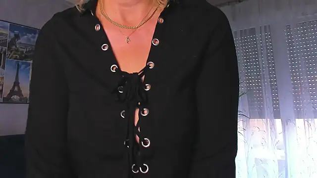 vanessa chat online show from November 4, 2:16 pm