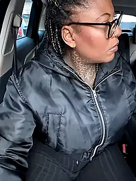 DarkDea online show from November 8, 1:44 pm