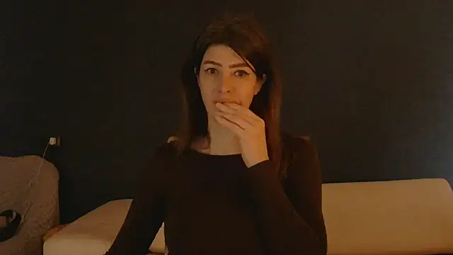 WhiteQueen888 online show from March 13, 5:14 am