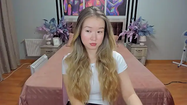 PollyOcean online show from December 3, 11:01 am