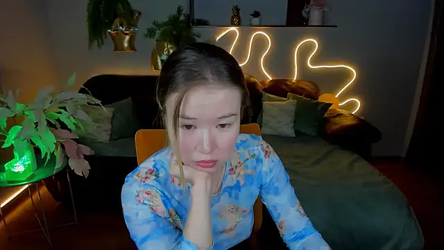 PollyOcean online show from December 15, 10:50 am