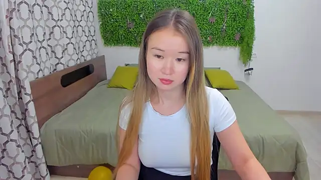 PollyOcean online show from December 20, 2:05 pm