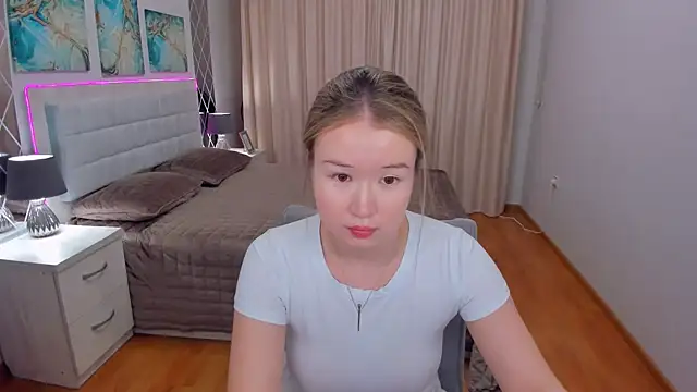 PollyOcean online show from February 9, 2:29 pm