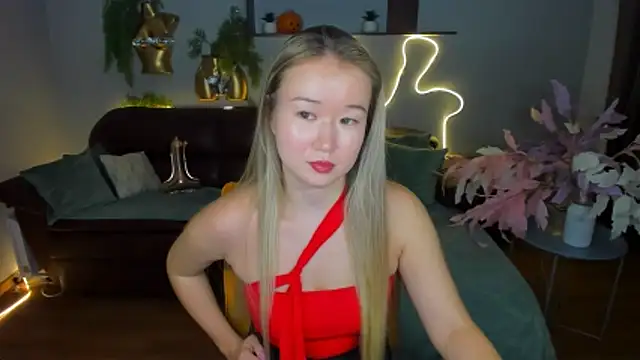 PollyOcean online show from October 28, 11:25 am