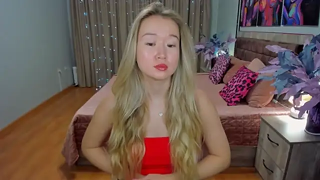 PollyOcean online show from November 14, 9:52 am