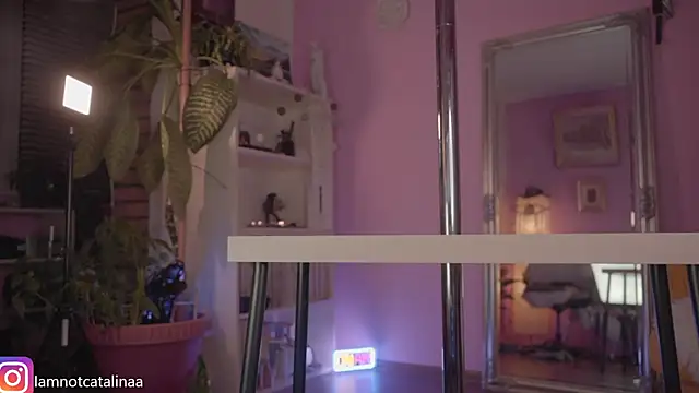 Snapshot of YourBabyPearl chatting on February 23, 7:49 pm YourBabyPearl online show from February 23, 7:49 pm