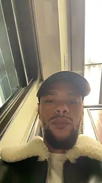 Lionayowe online show from October 26, 7:53 pm