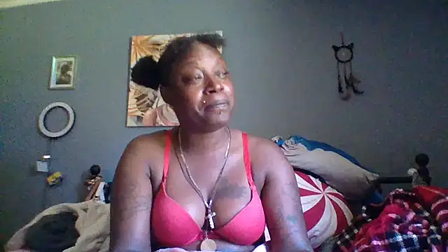 Snapshot of msdeedee chatting on May 16, 4:39 pm msdeedee online show from May 16, 4:39 pm