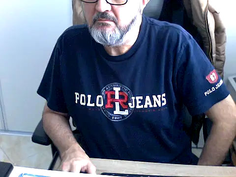 steb06 online show from December 18, 2:56 pm