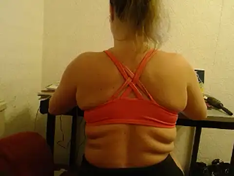 Snapshot of Milana235 chatting on February 28, 7:14 pm Milana235 online show from February 28, 7:14 pm