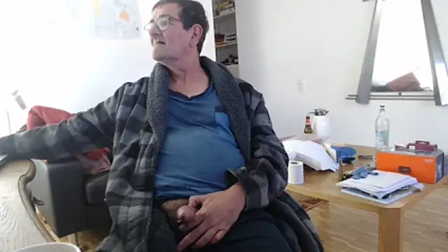 silvio-aus-luzern-CH online show from March 13, 7:59 am