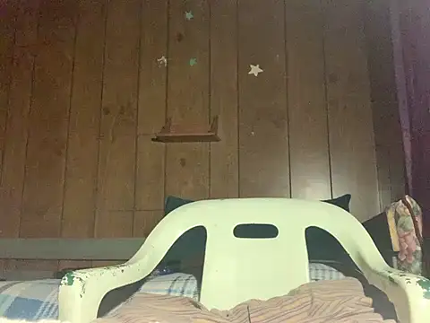 Snapshot of Tristris100 chatting on December 10, 5:00 pm Tristris100 online show from December 10, 5:00 pm