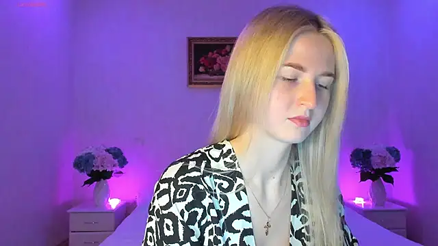 Snapshot of AnnaCarrera chatting on March 16, 8:00 pm AnnaCarrera online show from March 16, 8:00 pm