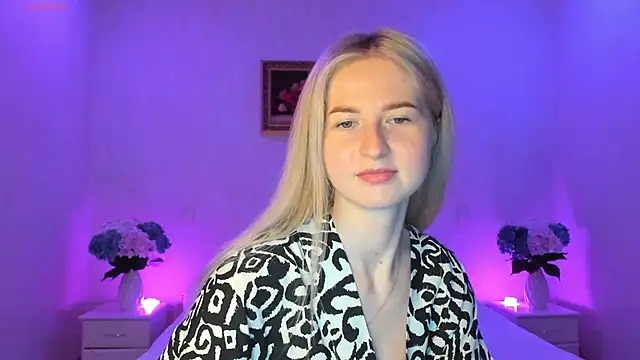 Snapshot of AnnaCarrera chatting on March 16, 11:04 pm AnnaCarrera online show from March 16, 11:04 pm