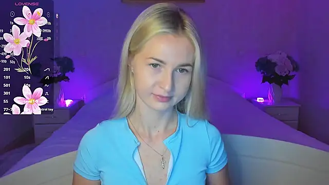 Snapshot of AnnaCarrera chatting on October 22, 8:30 pm AnnaCarrera online show from October 22, 8:30 pm