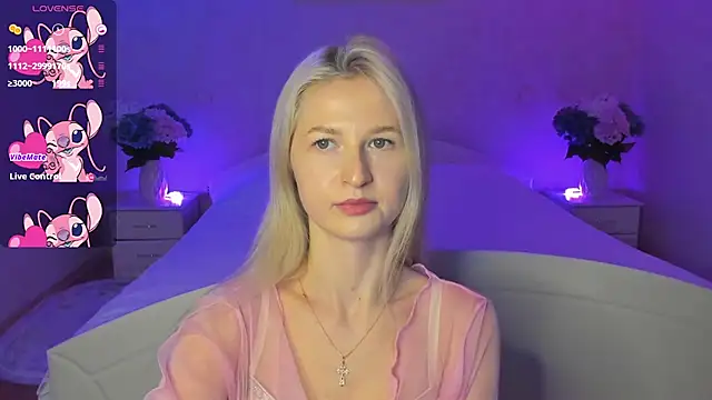 Snapshot of AnnaCarrera chatting on November 5, 7:58 pm AnnaCarrera online show from November 5, 7:58 pm