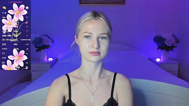 Snapshot of AnnaCarrera chatting on November 6, 9:37 pm AnnaCarrera online show from November 6, 9:37 pm