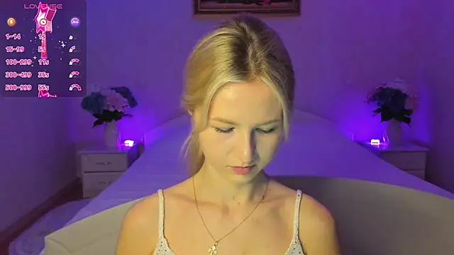 Snapshot of AnnaCarrera chatting on November 21, 6:17 pm AnnaCarrera online show from November 21, 6:17 pm