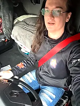 HotysimeHot1 online show from January 15, 5:49 pm