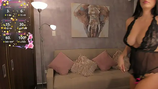 Snapshot of HannaCross chatting on January 21, 5:05 am HannaCross online show from January 21, 5:05 am