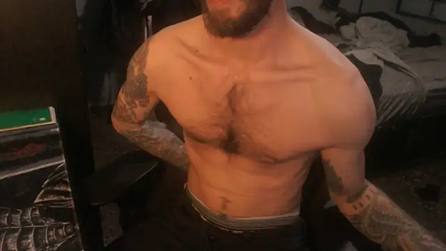 SexxxyLouis online show from April 11, 3:27 pm