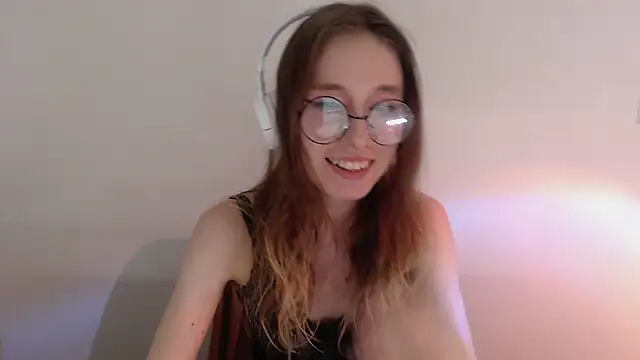  Hanna Moon  online show from May 13, 11:18 am