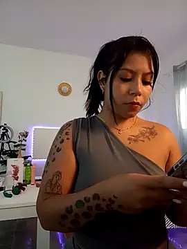 little susie online show from October 9, 8:23 am