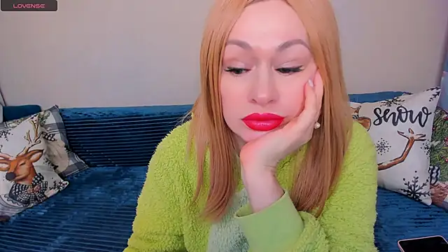 EllenMoore online show from December 16, 3:11 am