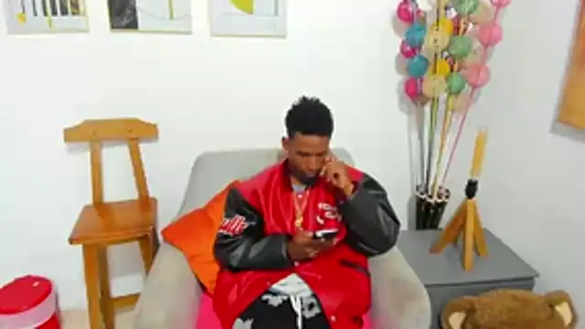 anhtony wayans online show from March 25, 12:27 am