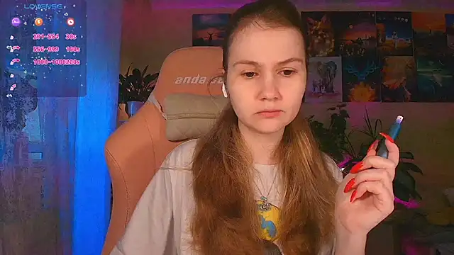 Snapshot of GoodWitch_ chatting on November 19, 8:03 am GoodWitch online show from November 19, 8:03 am