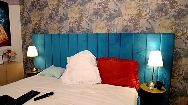 LisaCroft online show from November 9, 7:06 am