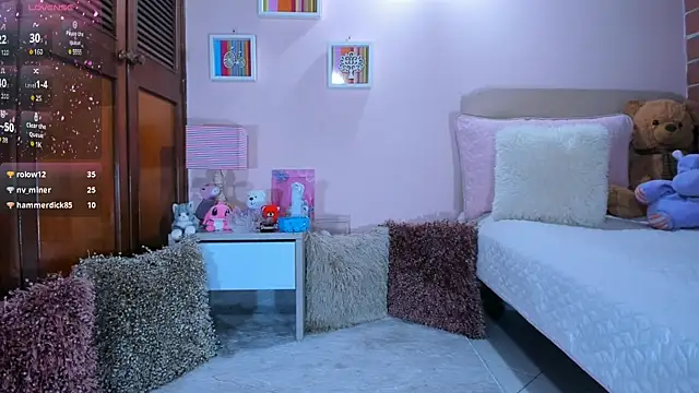 AbrilRussell online show from December 6, 4:25 am