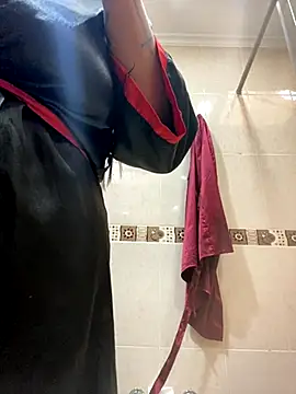 Fancyxlove online show from October 29, 1:02 pm