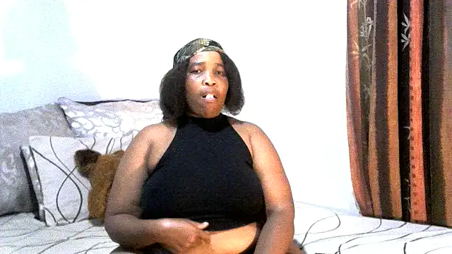 LadyLillyX online show from May 6, 5:18 pm