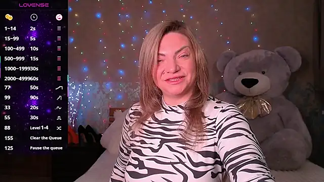 KristiOwen online show from February 5, 1:54 am