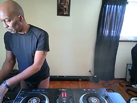 longdick4you8686 online show from January 17, 5:41 pm