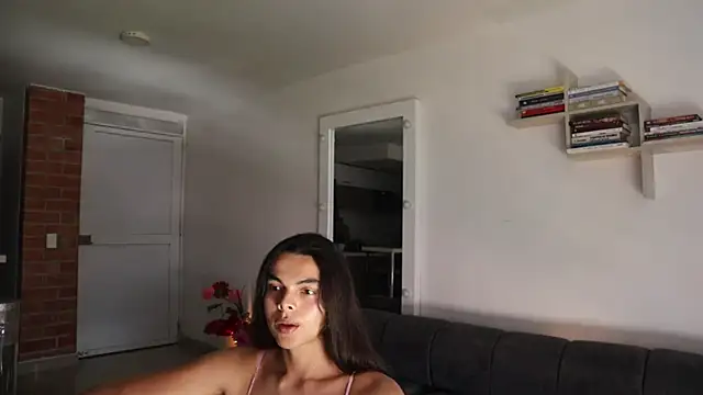  Vahos  online show from November 2, 5:15 pm