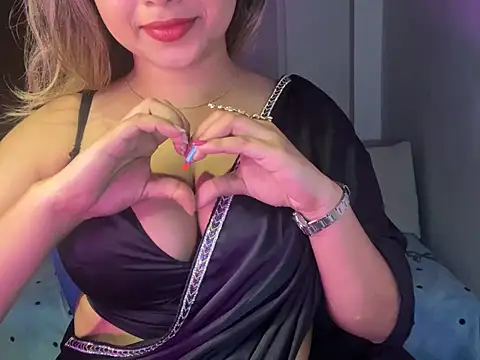  neesha 414  online show from December 6, 6:06 pm