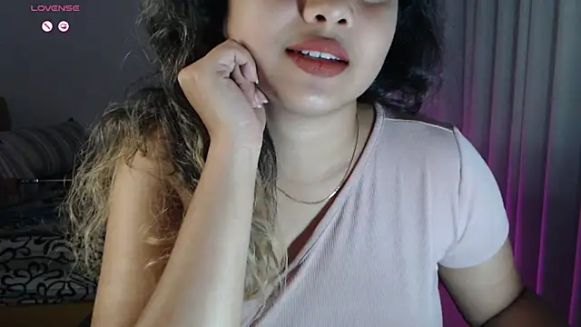  neesha 414  online show from October 9, 5:00 pm