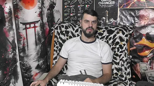 00george online show from December 17, 9:10 pm