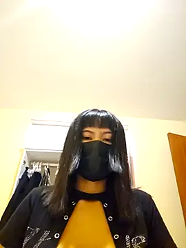 Latin summer online show from April 9, 3:50 am