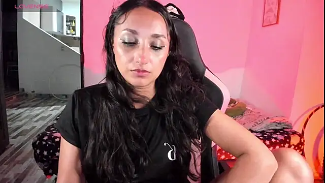 Snapshot of adrena_10 chatting on July 7, 12:46 am adrena 10 online show from July 7, 12:46 am