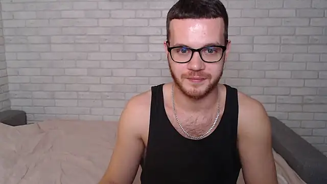 Alexxx horny online show from October 30, 1:23 pm
