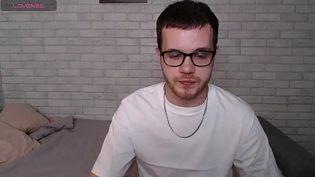 Alexxx horny online show from March 28, 3:55 pm