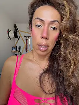 YOURSDEBORA online show from May 28, 6:16 pm