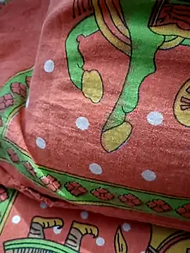 Mini865433 online show from March 3, 6:22 pm