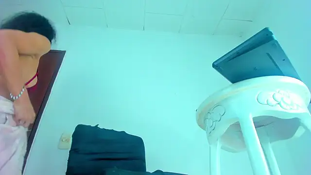 Snapshot of SEXYBABYGIRLTS chatting on January 16, 6:59 pm SEXYBABYGIRLTS online show from January 16, 6:59 pm